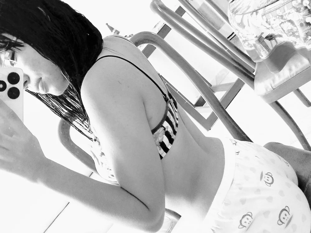 julianagomez21 offline chatszobája