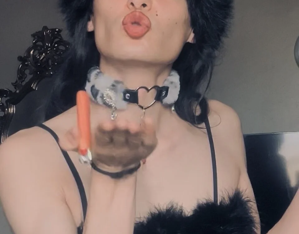 Chatroom XXX hors ligne de spoilbadkittynow