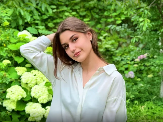 دردشة ArianaAllens الجنسية دون اتصال