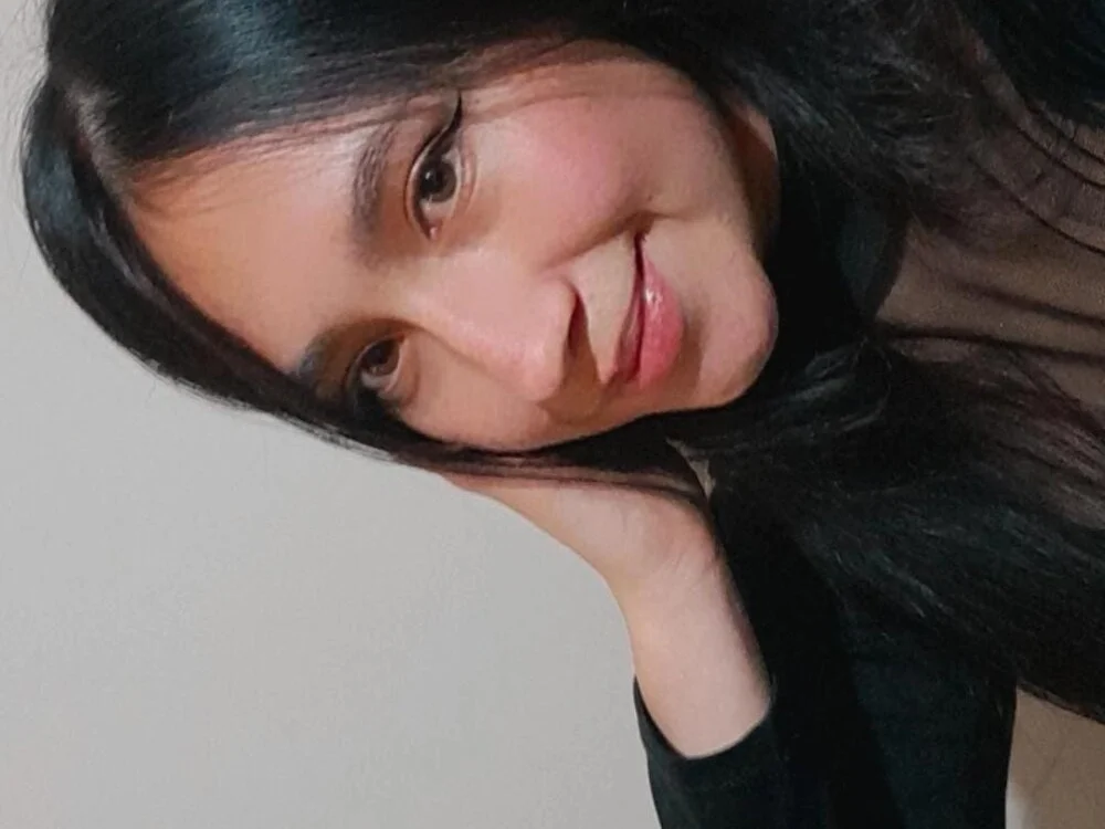 Arielle_lov Offline XXX Chat