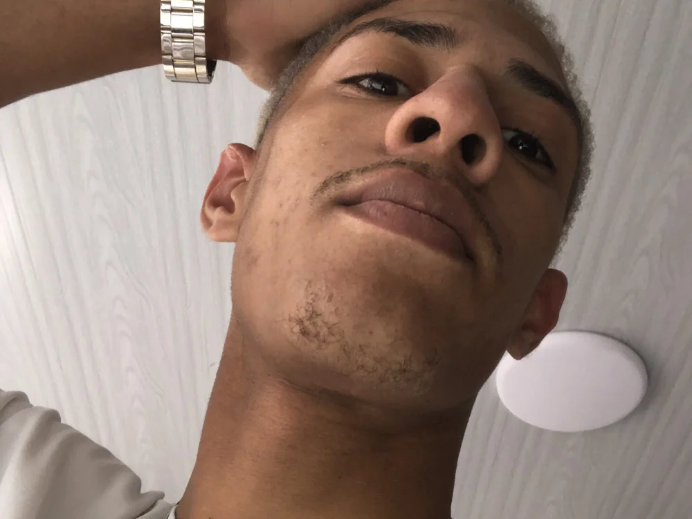 Luis_Stone's Offline Chat Room