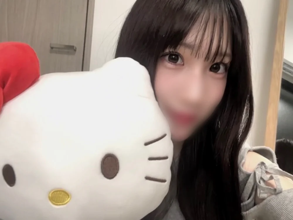 riri__nyan_o0's Offline XXX Chat