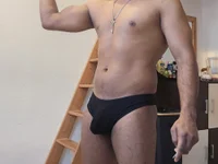 Avgbuildguy4u's Offline Chat Room