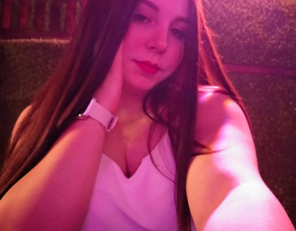 Myra_Marcia offline chatrum