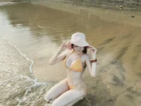 AnLy-nude
