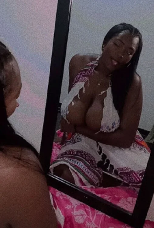michelle_bigboobs' Offline XXX Chat