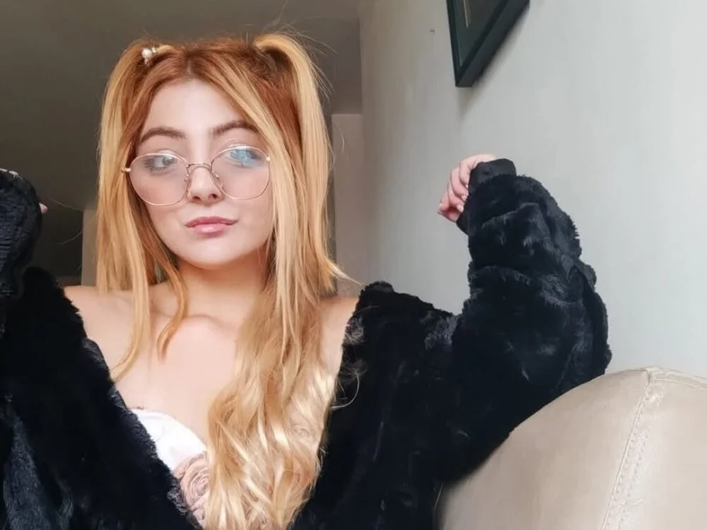 Czat XXX offline – pal0mita