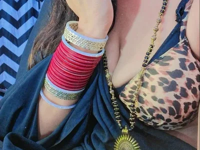LovelyrRani11 Female Longhair Adult Webcam