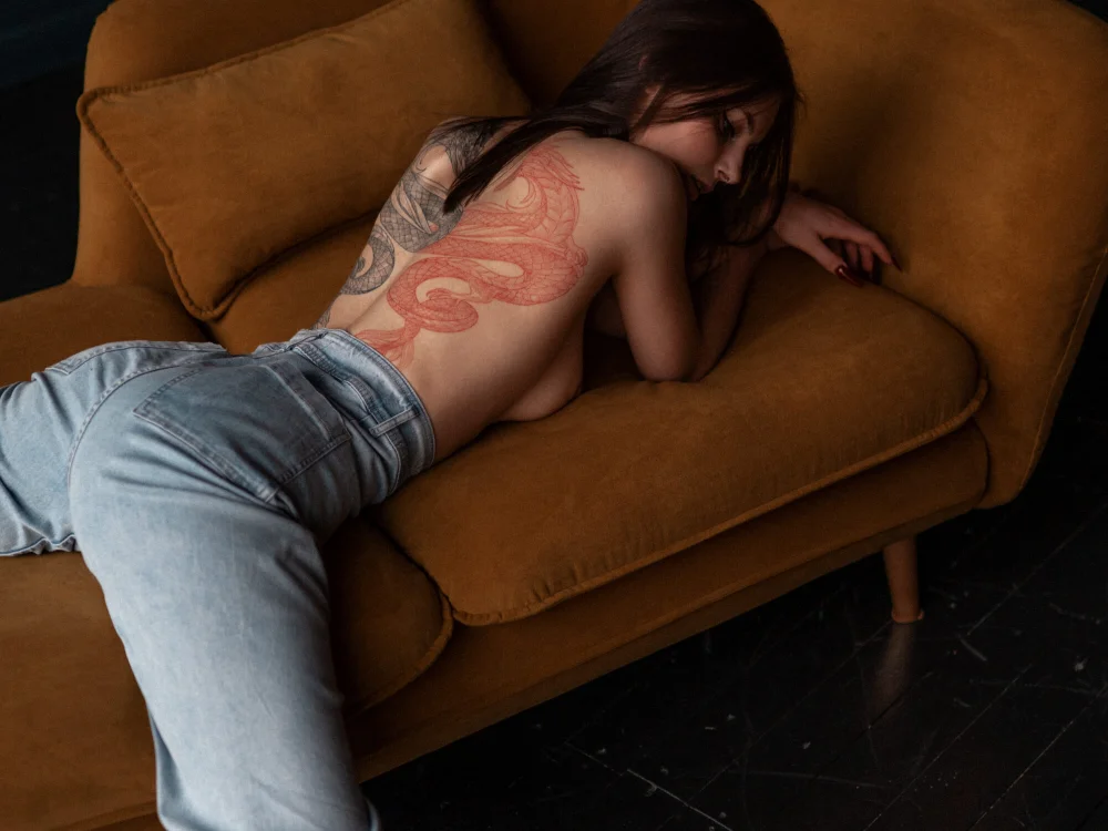 feel_myvibe Offline XXX-chat