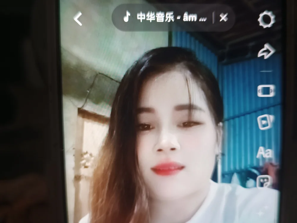 TrueLove4U Chat XXX Ngoại tuyến