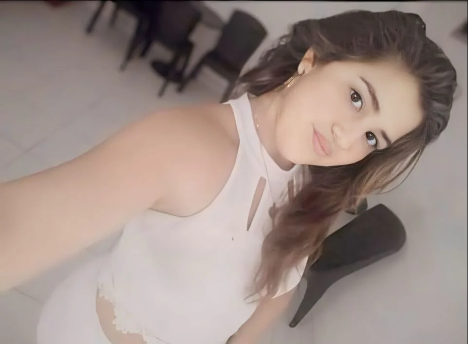 titis_karen's Offline XXX Chat