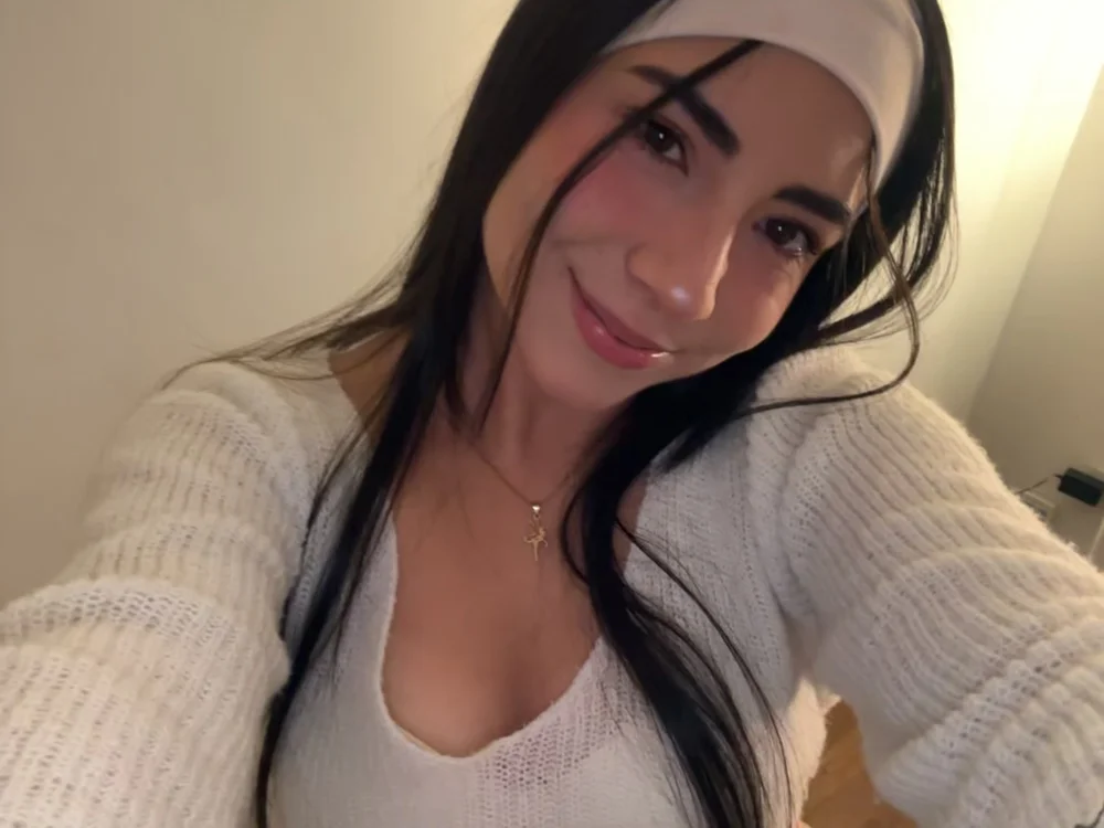 Melody_04 Obrolan XXX Offline