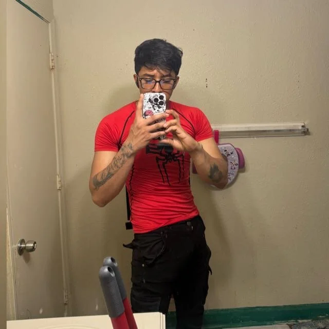 Adrian181 offline XXX-chatje