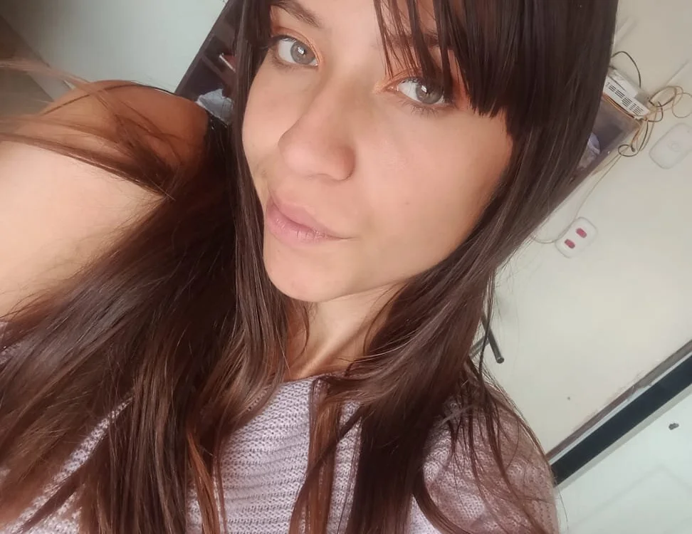 sarayandcamilofon 離線 XXX 聊天