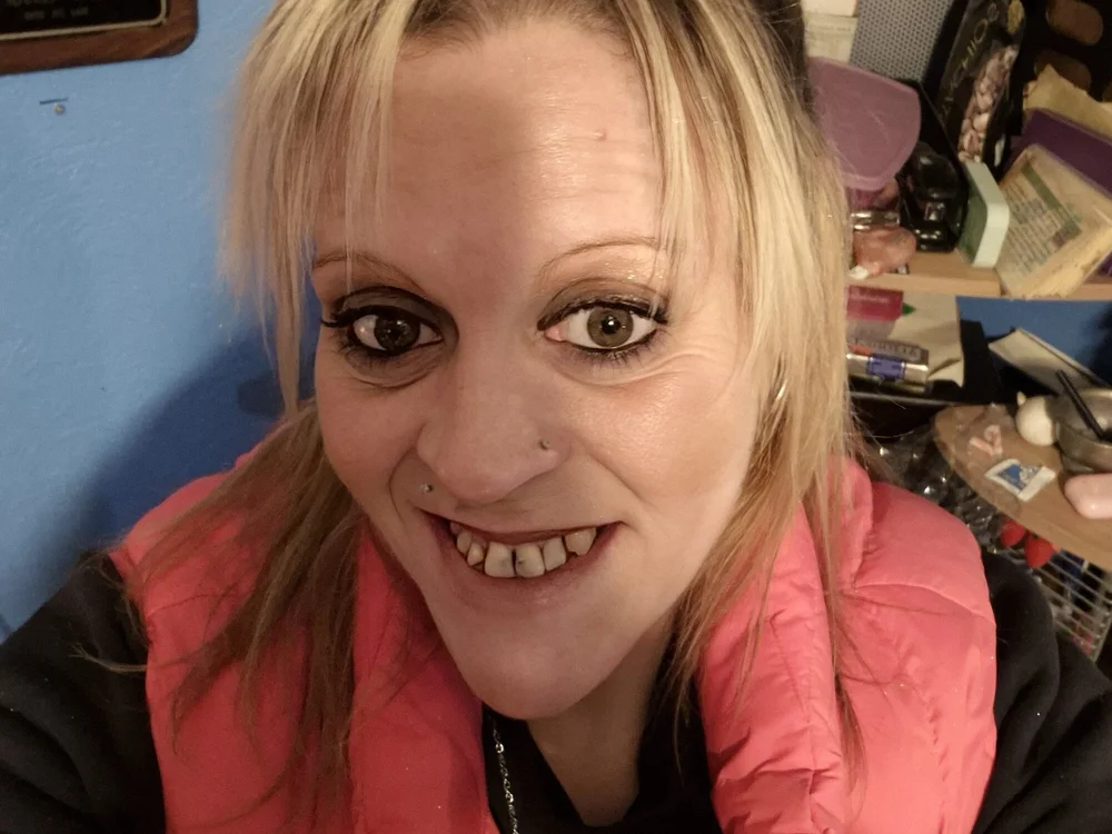 SavannaSmyles' Offline XXX Chat