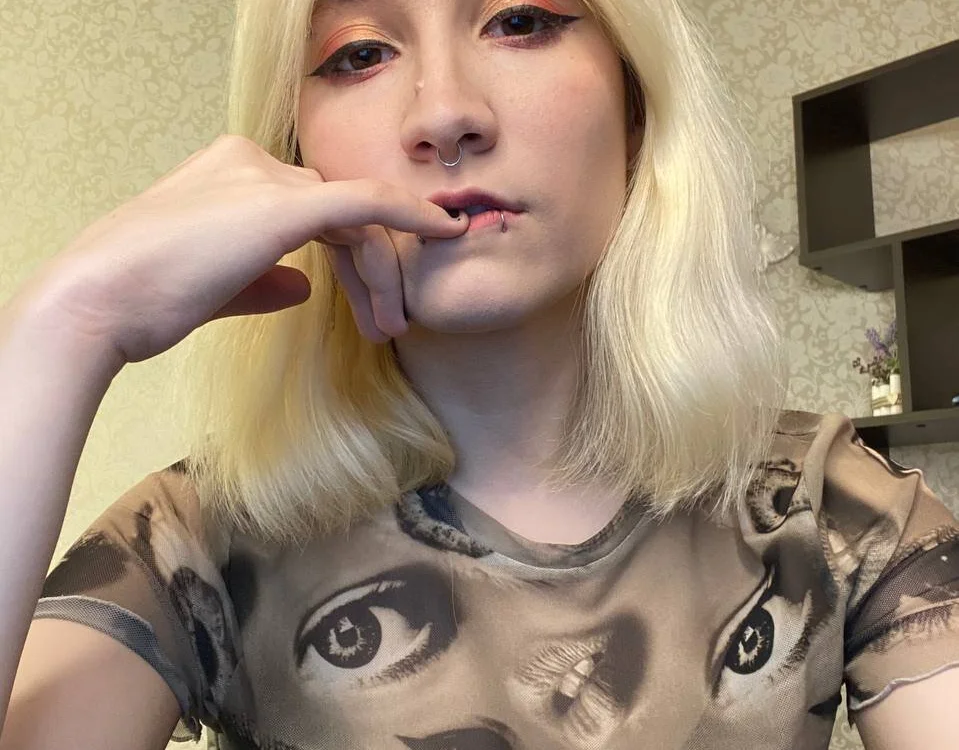 DianaBardot Offline XXX Chat