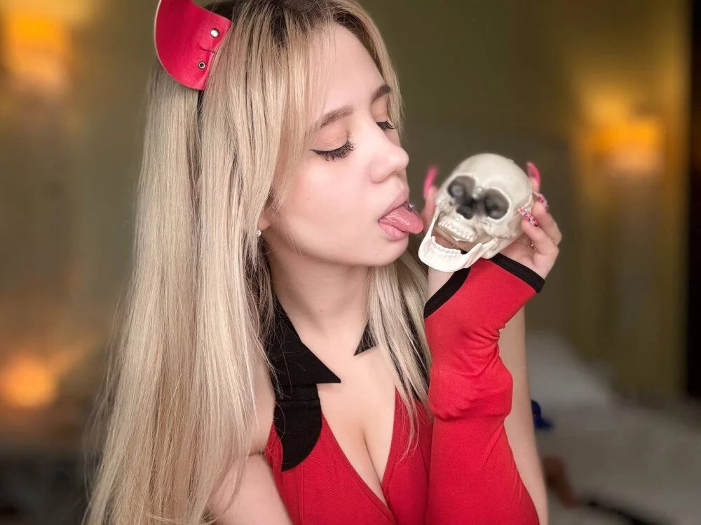 Valerie_Woods Offline XXX Chat