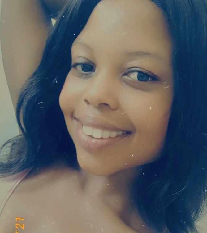 Офлайн-чат XXX YoungRose18