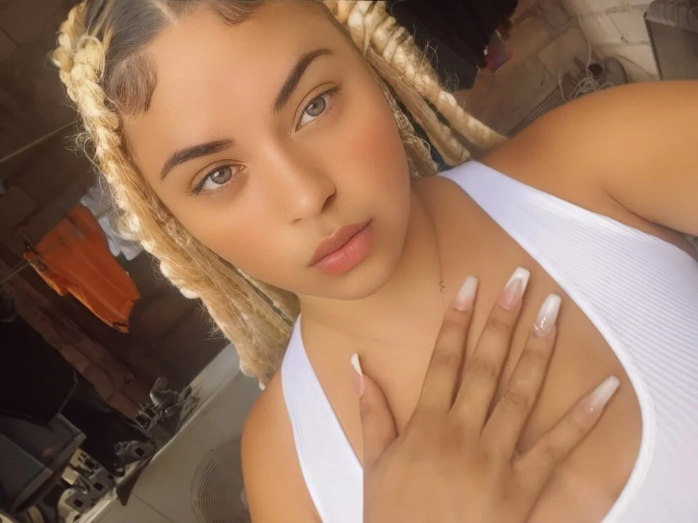 MSaunders Offline XXX Chat