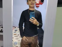 Dani22cmhot's webcam live show