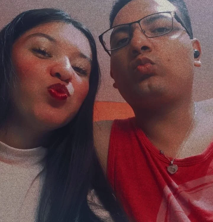 sebas_n_laura offline chatrum