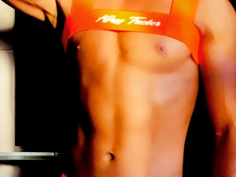 Msmuscles' Offline XXX Chat