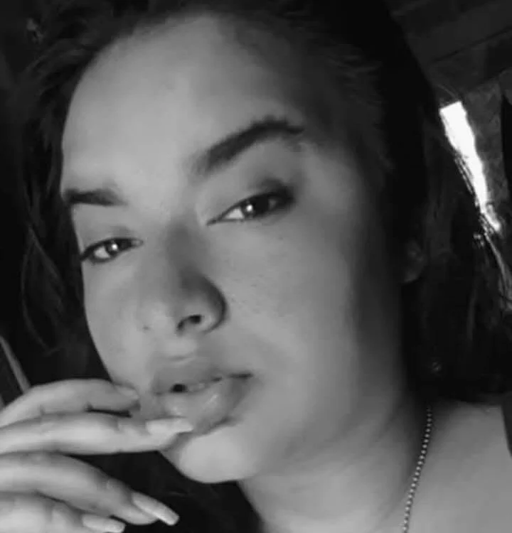 kloe-Dubois: συνομιλία ΧΧΧ εκτός σύνδεσης