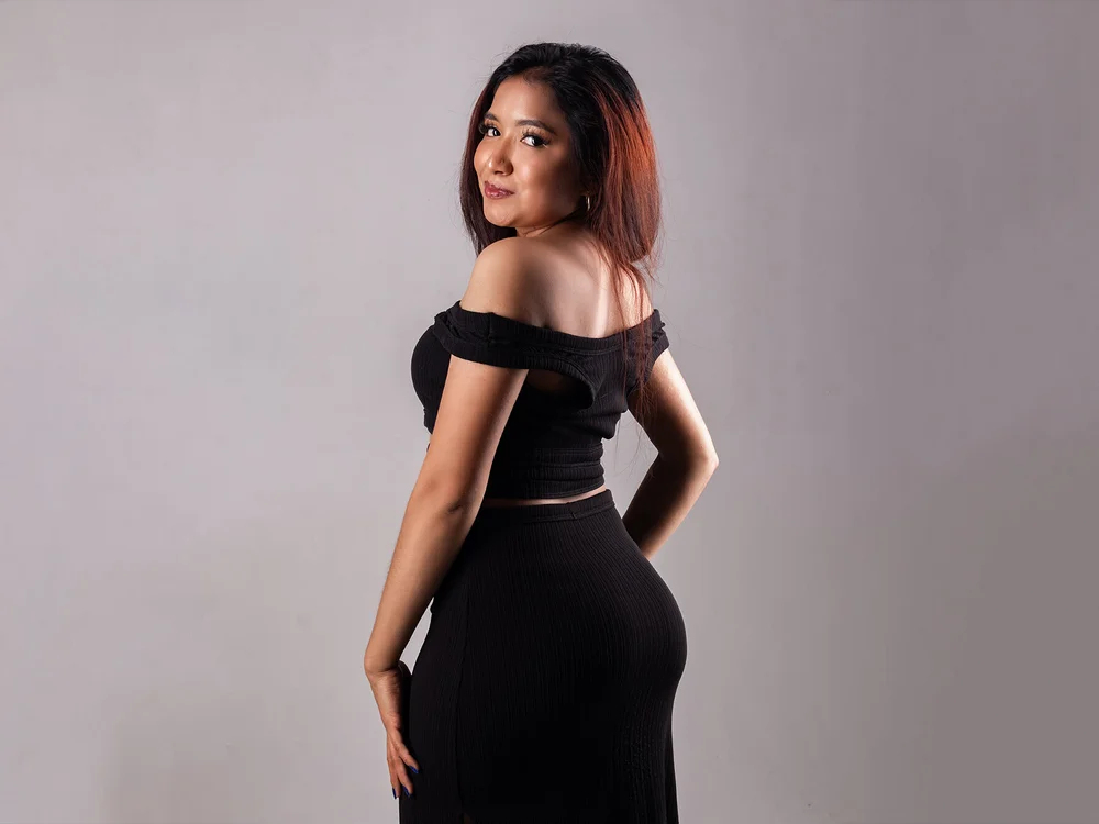 Keyla_Hollister's Offline XXX Chat