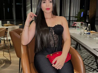 Amber_Santorini profile