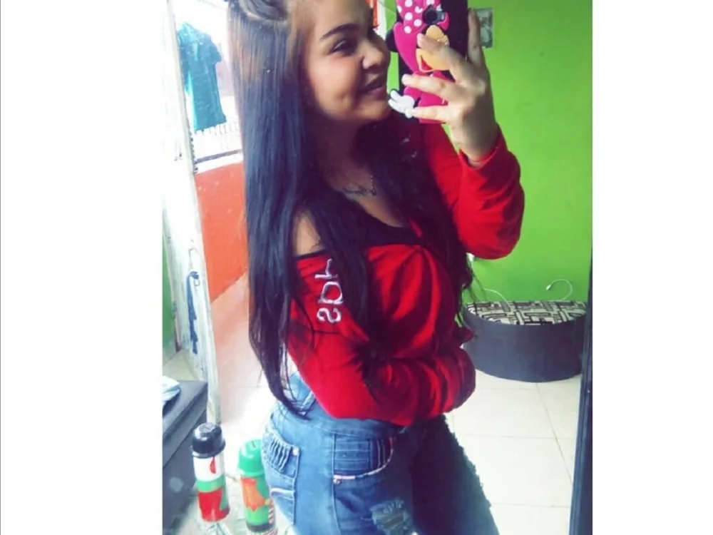 StrikingColoring's Offline XXX Chat