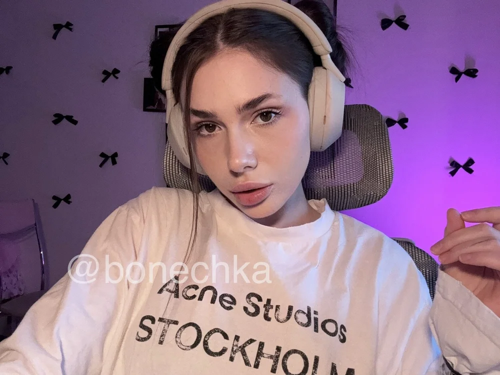 JustEvaloven Offline XXX chat