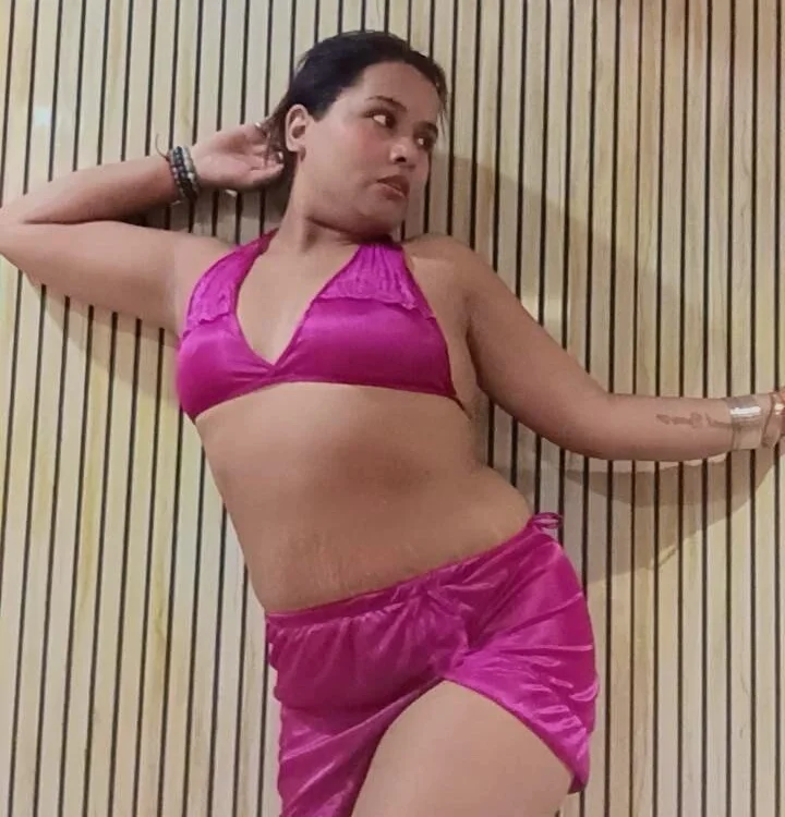 Sanvi_G's most recent online preview
