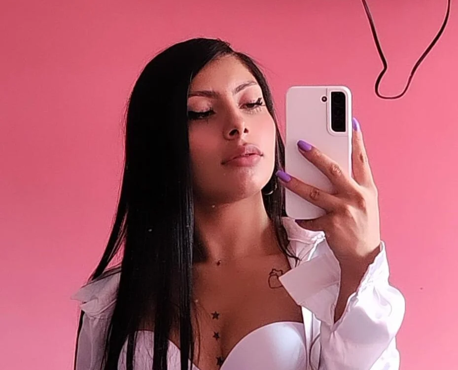 Gabriela_milani's Offline XXX Chat