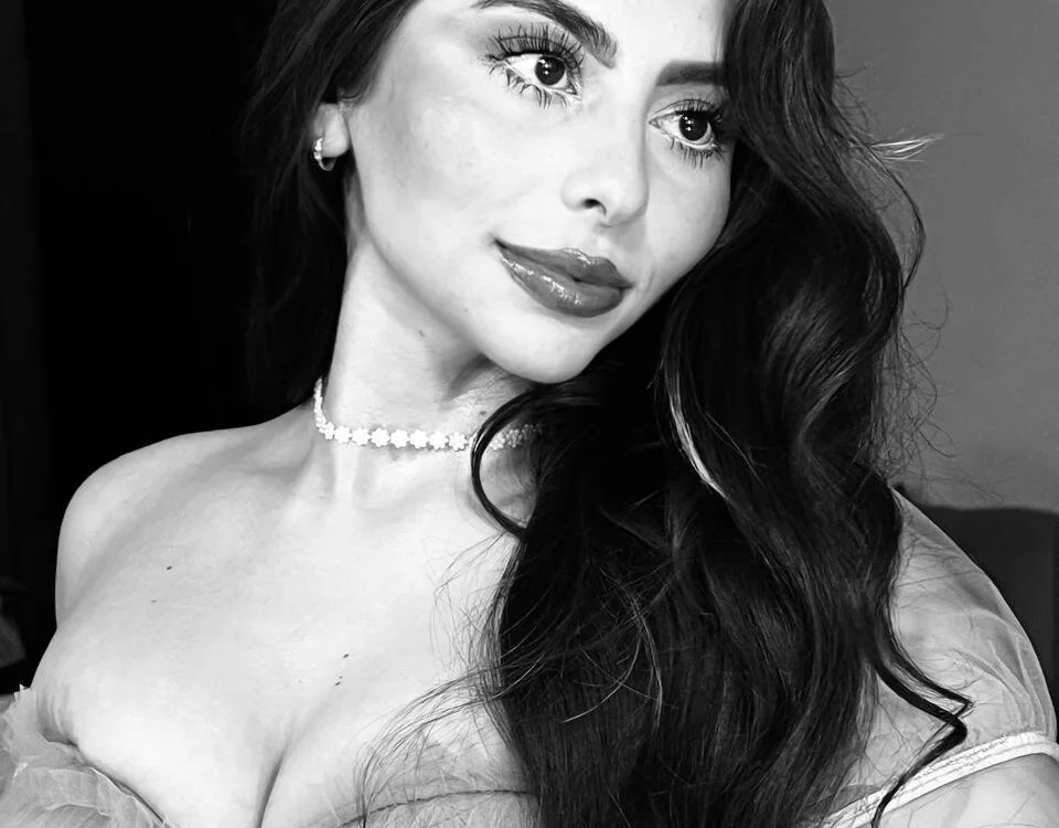 Офлайн-чат XXX MollyZanderbond