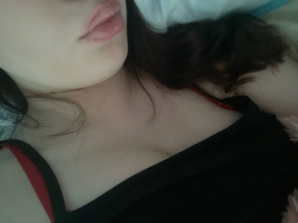 Ann34loverax's Offline XXX Chat
