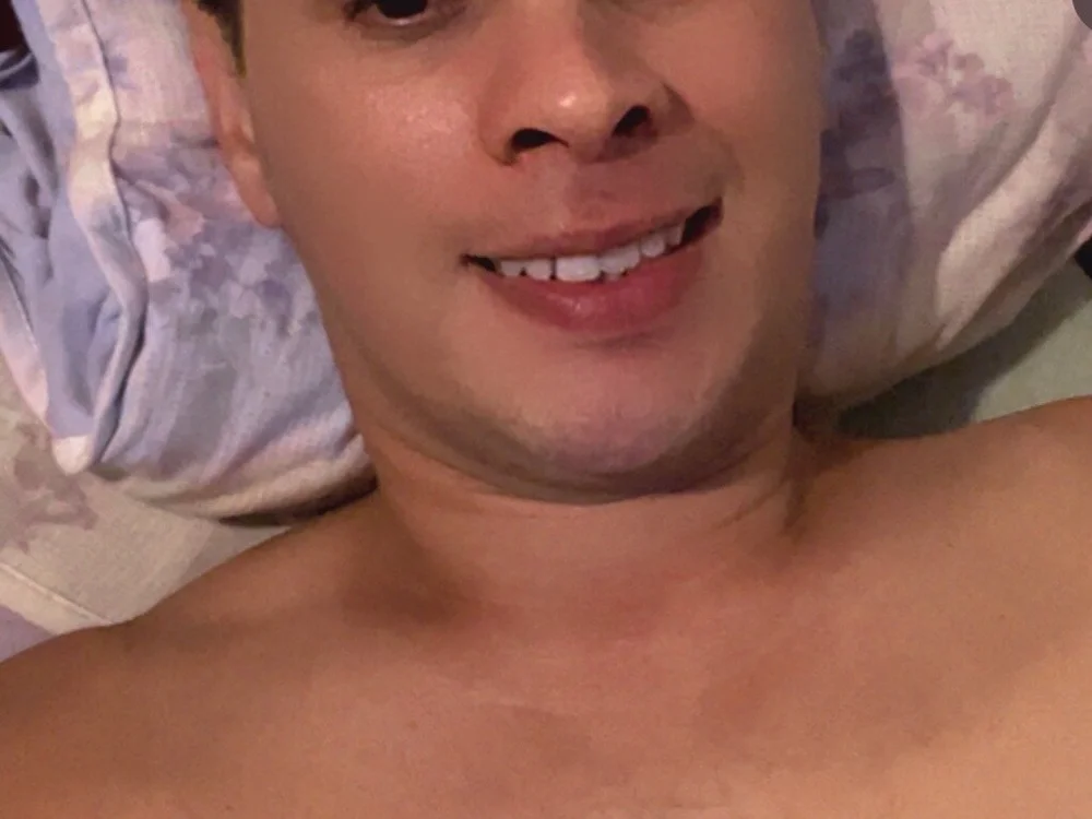 naked2 Adlı Modelin Çevrimdışı XXX Sohbeti