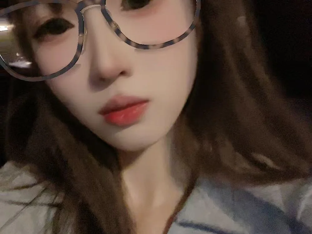 yingying1352 offline chatrum
