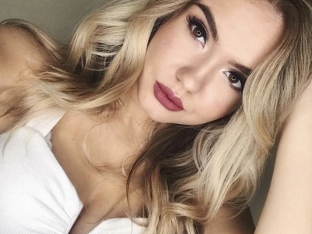 KristyChelly's Offline XXX Chat