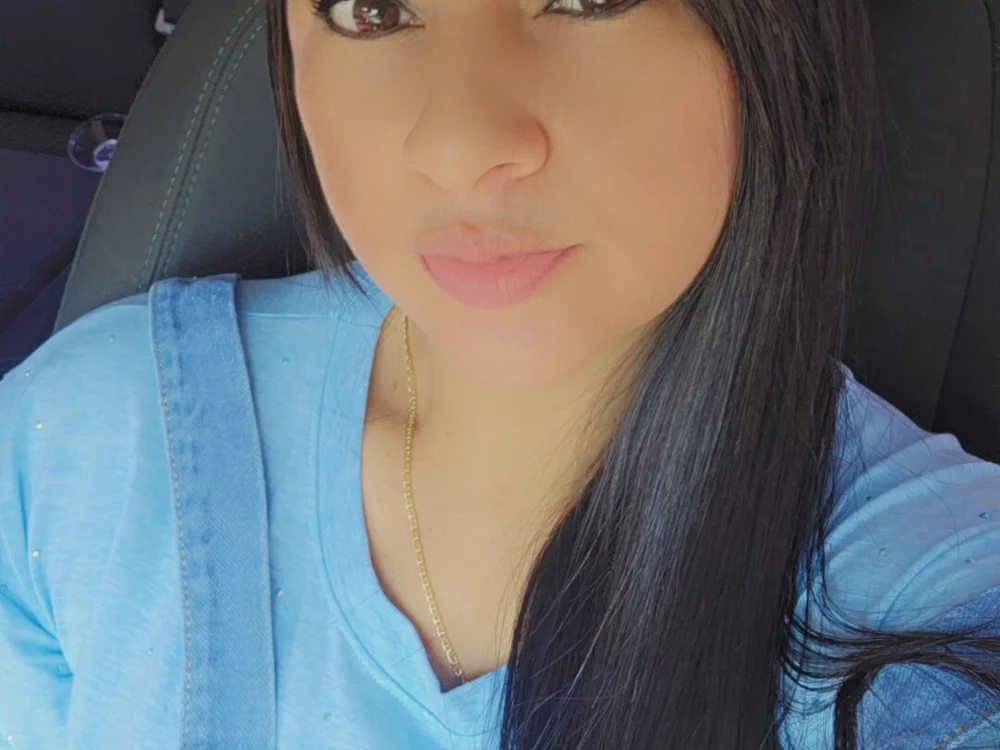 khathikha10's Offline XXX Chat