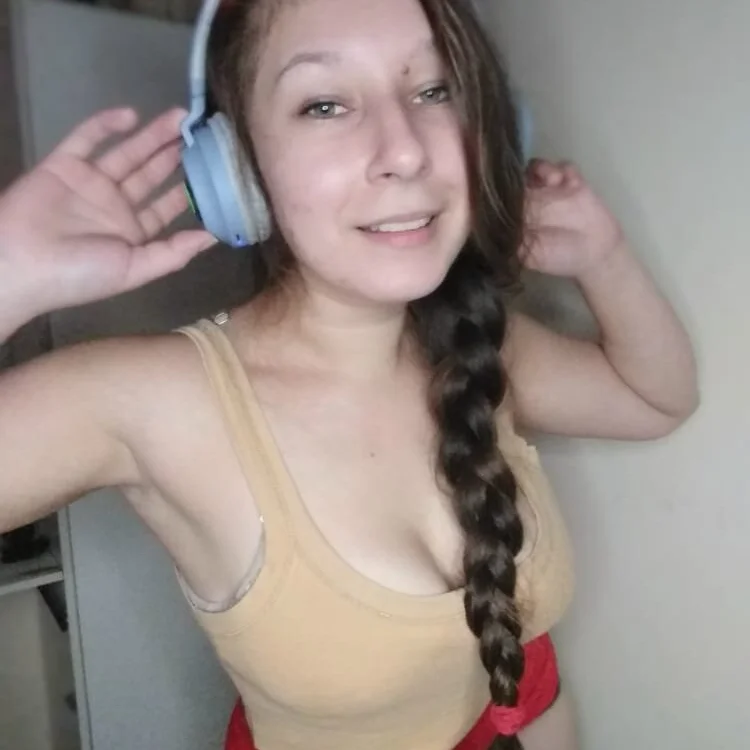 briannateen1's Offline XXX Chat