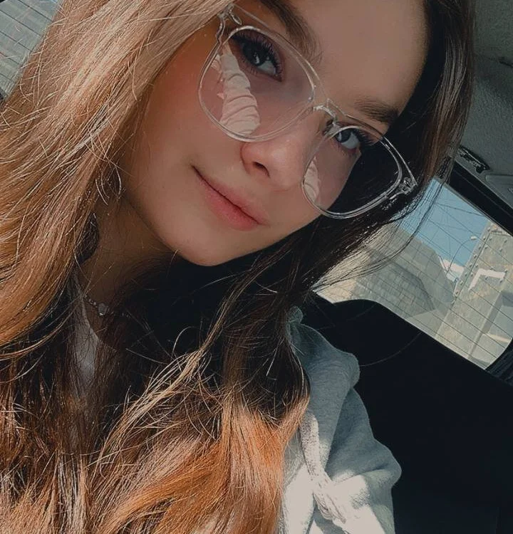 LeilaBeckey's Offline XXX Chat