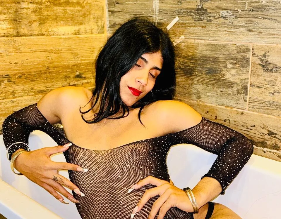 Valery_Trans_'s Offline Chat Room