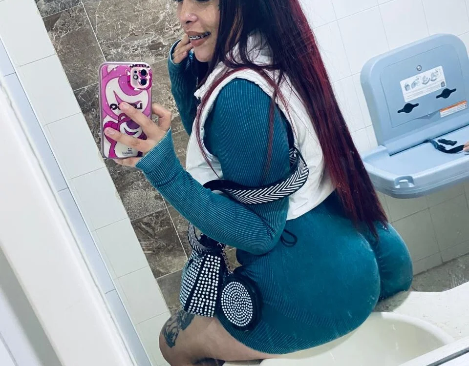 NessaRoseSS' Offline XXX Chat