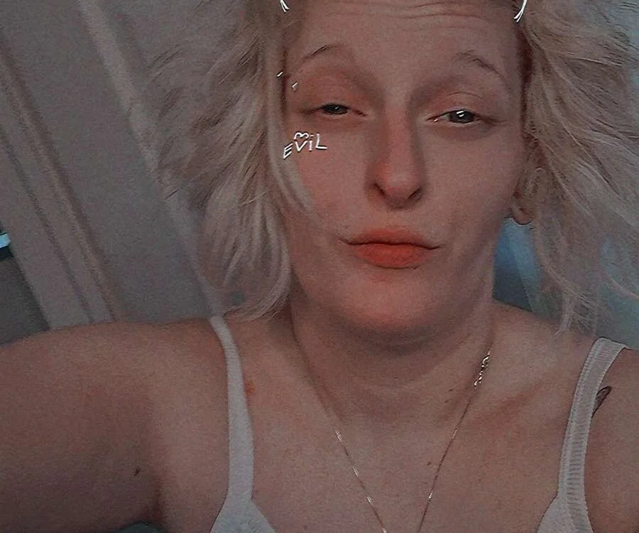 KITTYBOOBOOFUXX's Offline XXX Chat