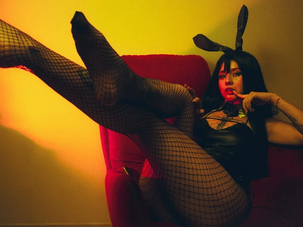 akirauwu_ Adlı Modelin Çevrimdışı XXX Sohbeti