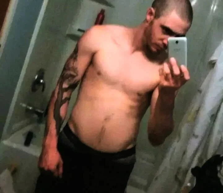 Huntzg23 offline XXX-chat