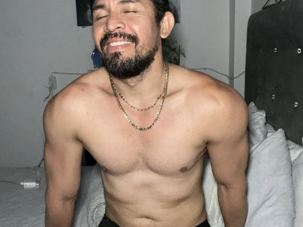 Tonny_Mont Offline XXX Chat