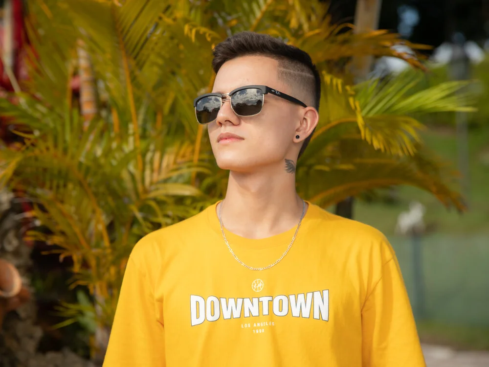 DustinLevine 離線 XXX 聊天