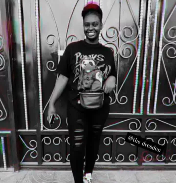 queen_melanin01's Offline XXX Chat