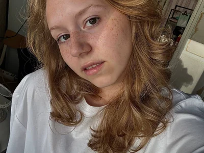 MauraTagg - Girl 